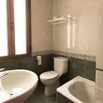 Green Hostel Oviedo * Oviedo