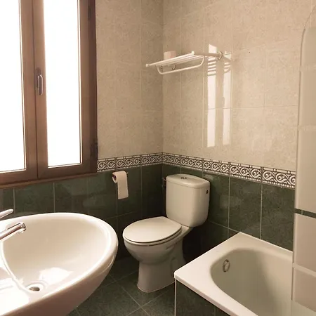 Green Hostel Oviedo * Oviede