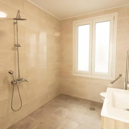 אכסניה Green Hostel Oviedo