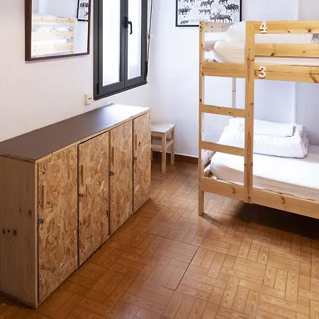 אכסניה Green Hostel Oviedo אוביידו