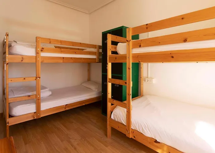 Green Hostel Oviedo *